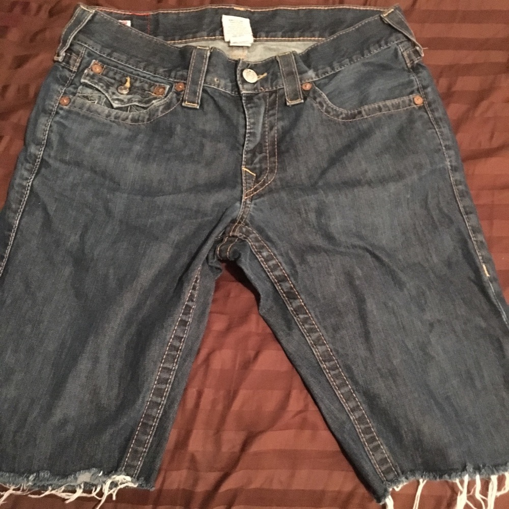 Men’s true religion cut off shorts